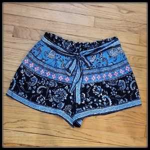 NWT-Loft shorts, size M